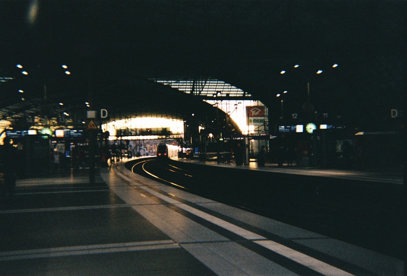 R1-05814-017A.jpg