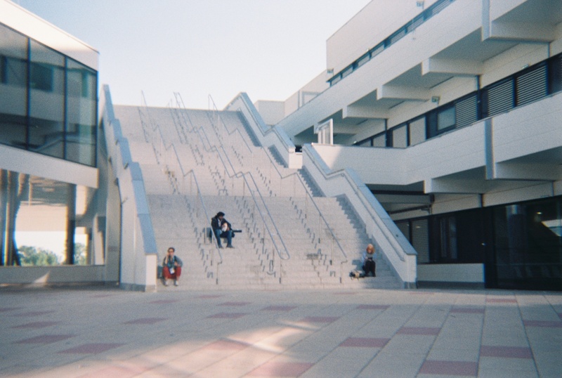 R1-01583-009A.jpg